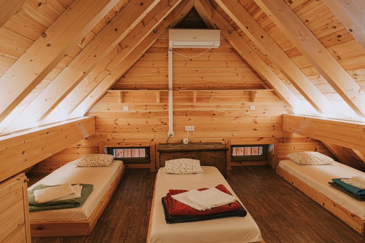 Lukna Hostel *