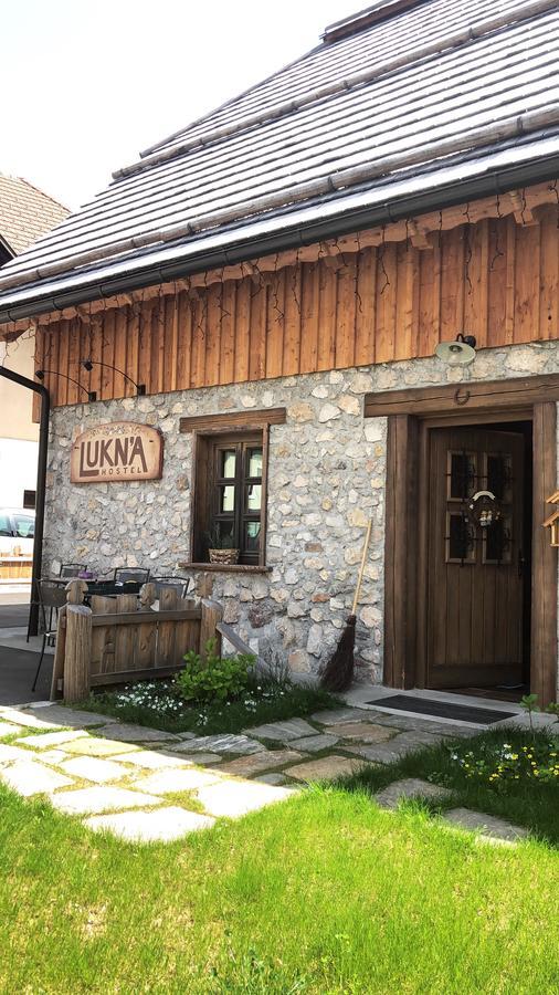 Hostel Lukna